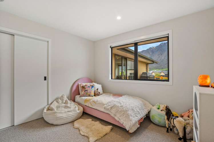 36 Friesian Close Jacks Point_17