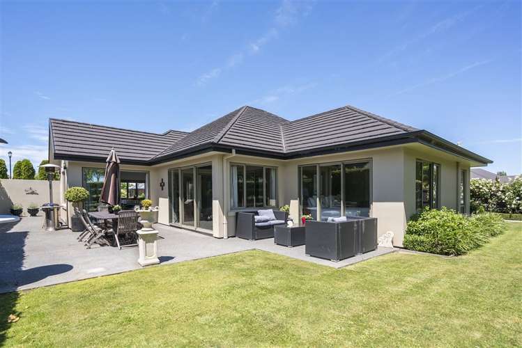 20 Providence Place Redwood_11