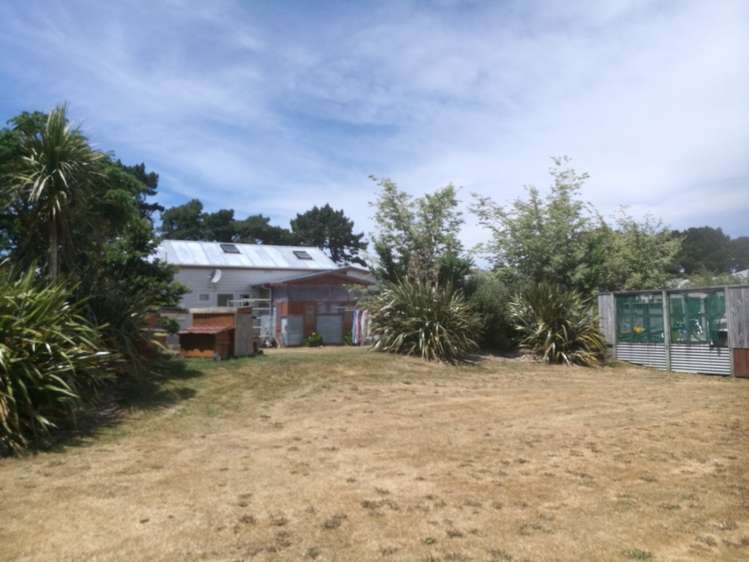 23 Boundary Road Featherston_16