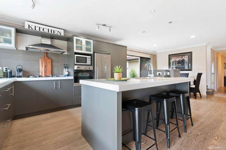 19 Turnberry Drive Wattle Downs_2