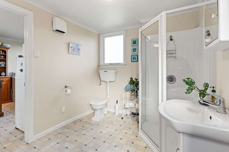 72 Stornoway Street Karitane_6