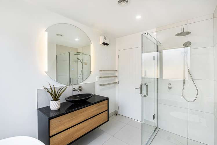 35 Stackwood Avenue Woodend_14