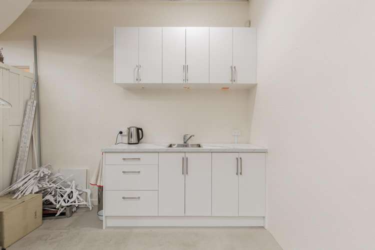 2/2-8 Queen Street Blenheim_17