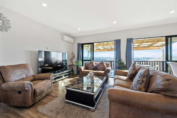 227 Metcalfe Road Ranui_3