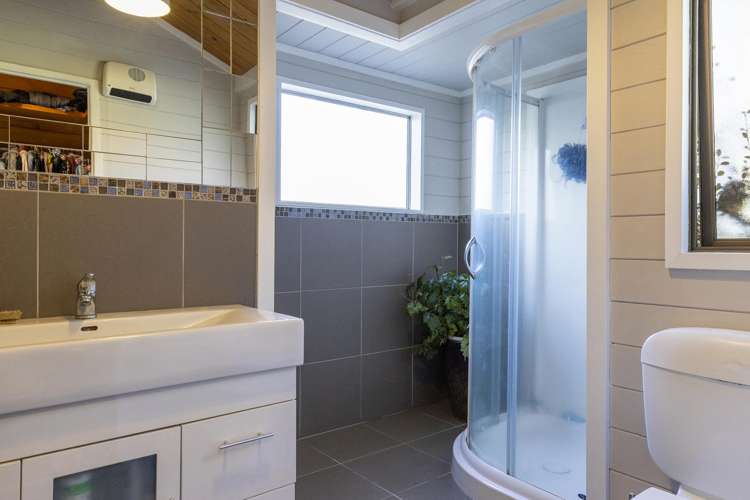 1082 Mapara Road Kinloch_17