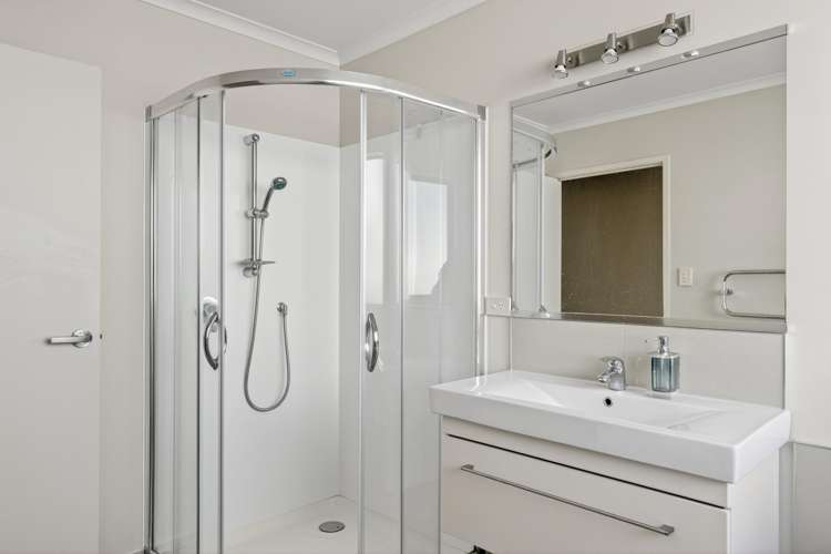 45 Sterling Park Lytton West_12