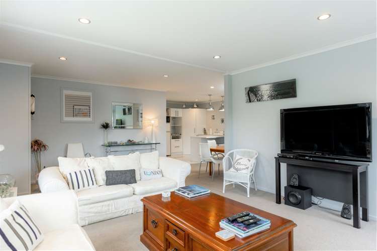 7 Finlay Grove Waikawa_27