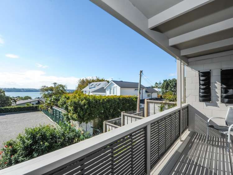 9/4 Curran Street Herne Bay_6