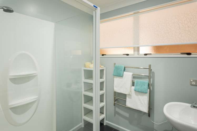 16 Lawrence Road Kenepuru Sound_13