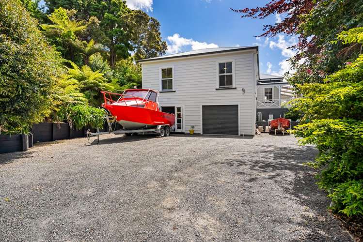 8 High Oaks Way Avenues_24