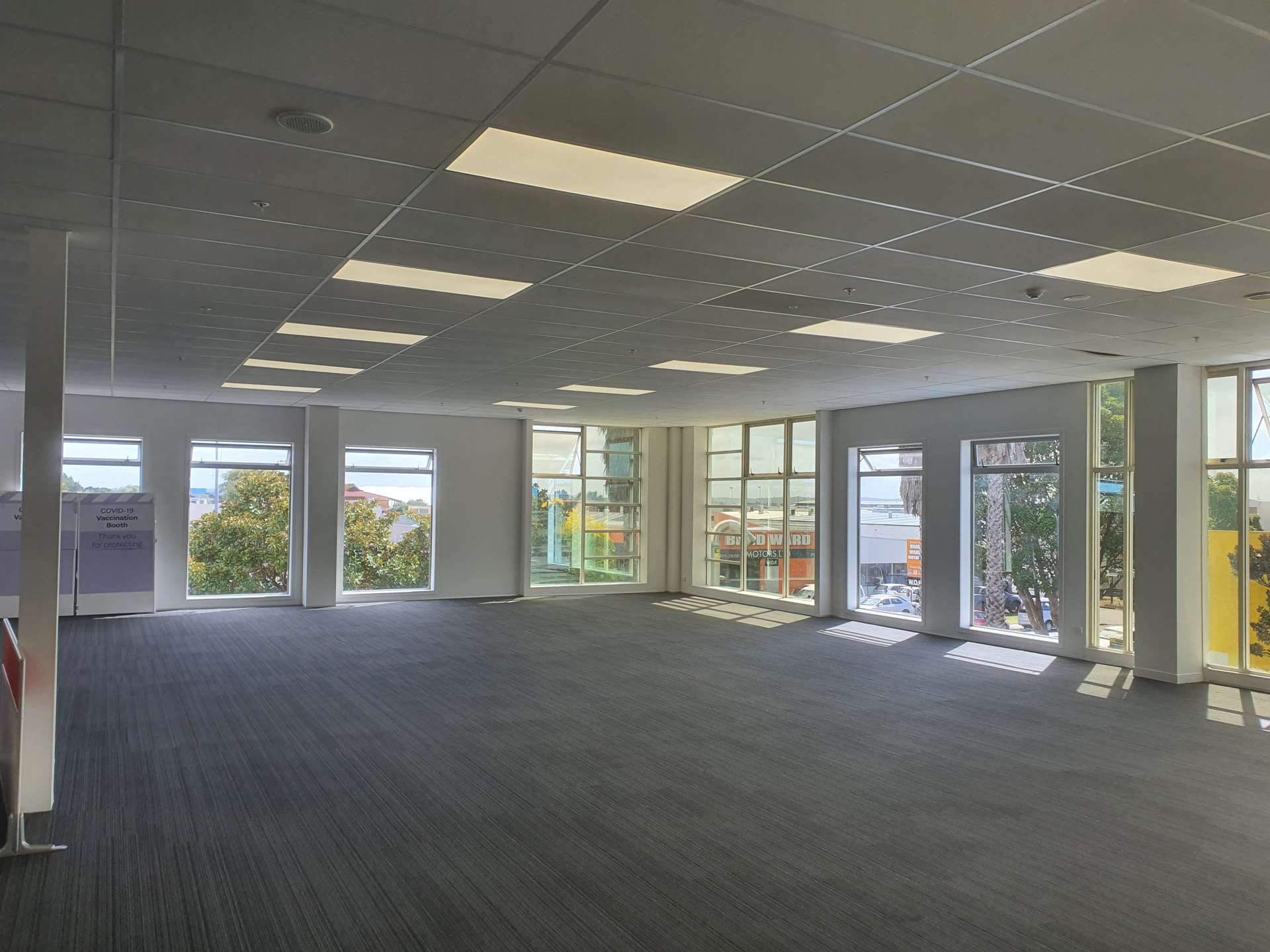 C/131 Lincoln Road Henderson_0