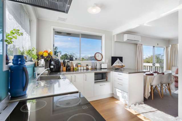 2/74 Chivalry Road Glenfield_3