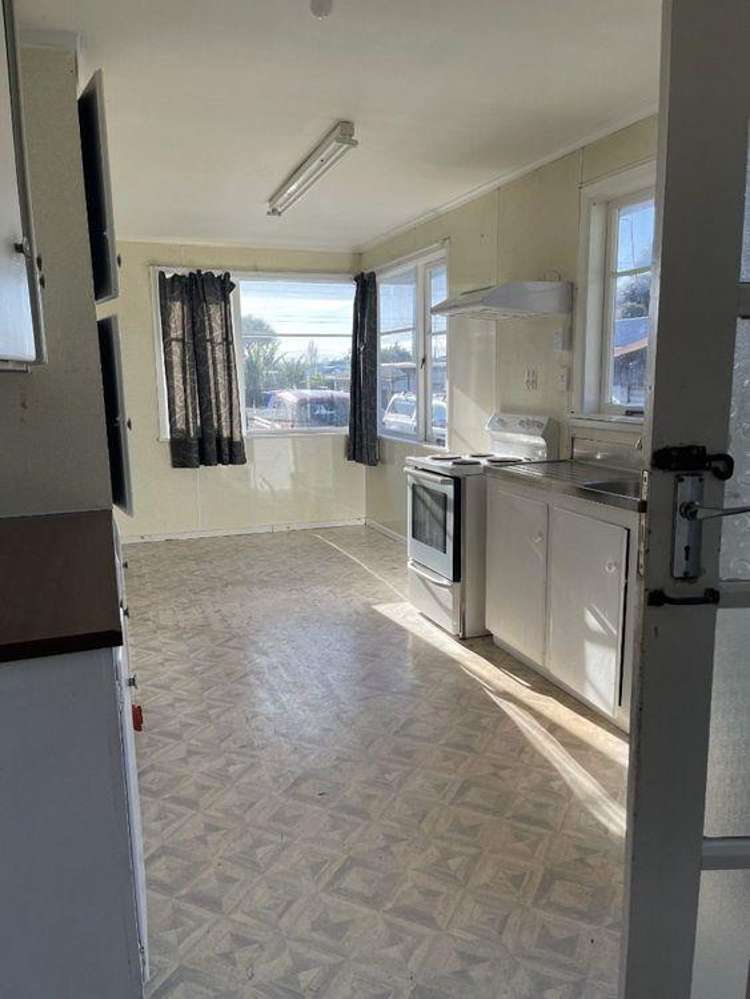 49 Whitley Crescent Otara_4