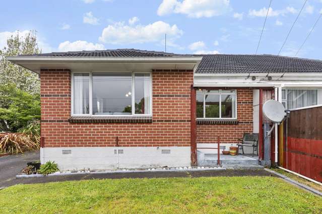 1/1 Gard Street Silverstream_1