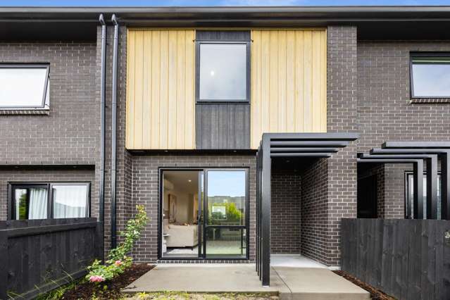 74 Glidepath Road Hobsonville_2