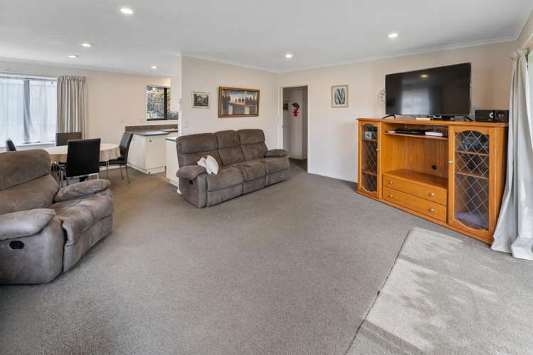 85 Templemore Drive Richmond_4