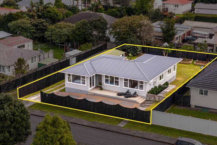 17 Melba Street Beach Haven_27