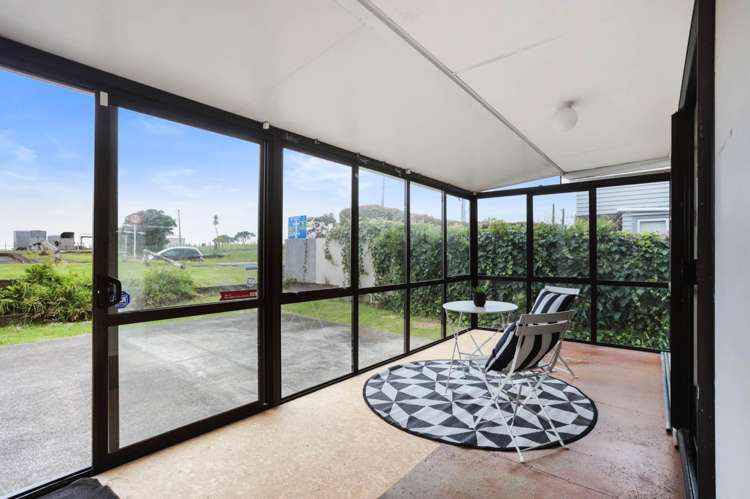9 Tatau Way Te Atatu Peninsula_6