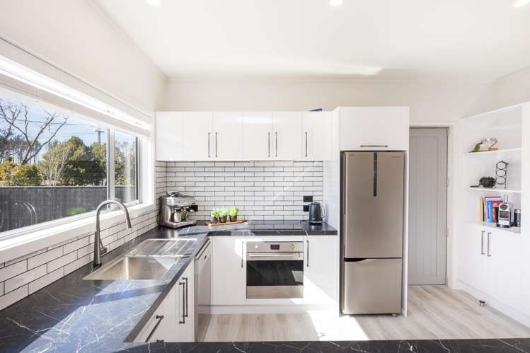 8 Cousins Avenue West Foxton Beach_34