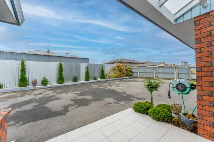 4 Miro Street Glenwood_23