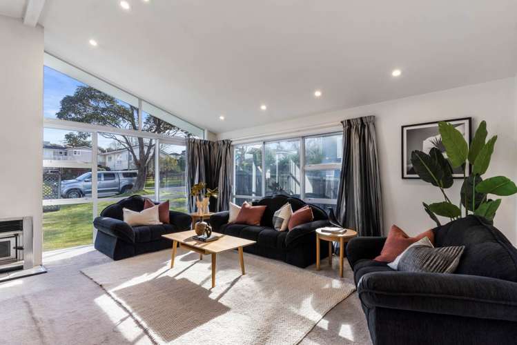 64 Knightsbridge Drive Forrest Hill_10