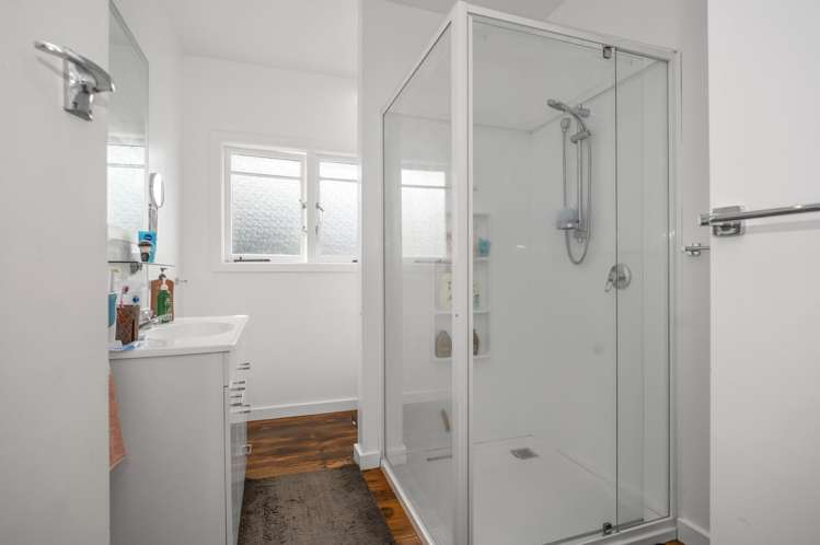 55B Pemberton Crescent Greerton_6