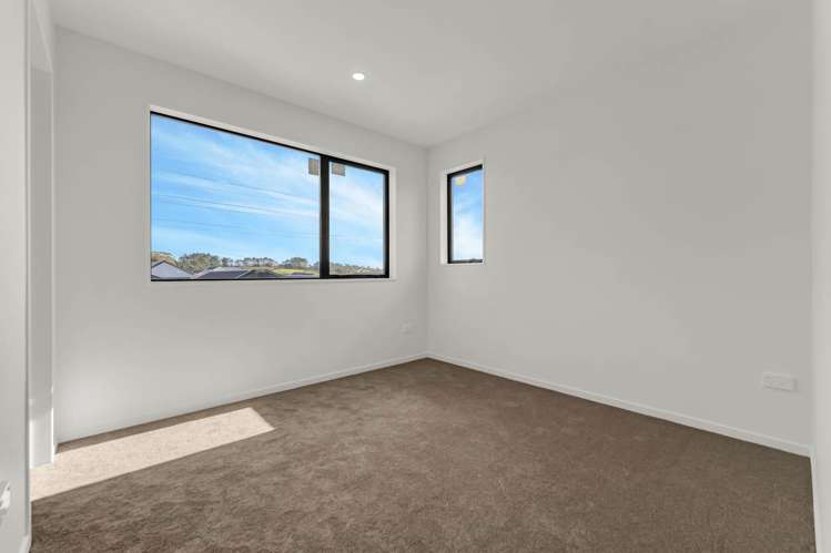 38 Paretao Street Massey_16