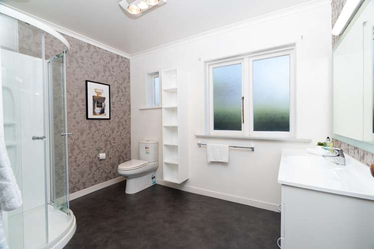 4 Waldron Crescent Green Island_9