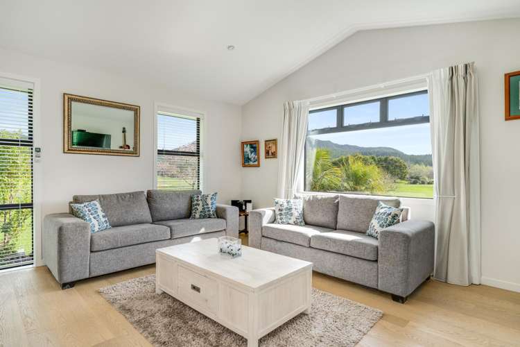 116 Augusta Drive Pauanui_10