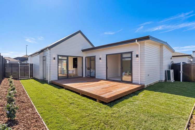 15 Smithson Street Milldale_13