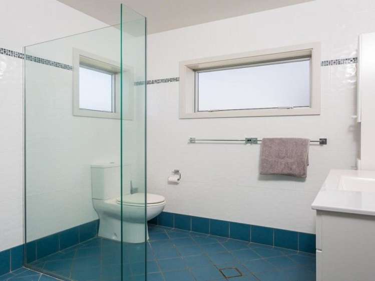 37 Taranga Road Langs Beach_18