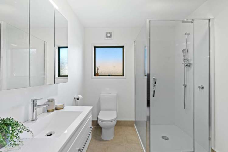 2/12 Stanley Avenue Milford_12