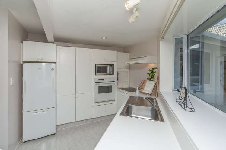 52 Berkshire Drive Avonhead_1