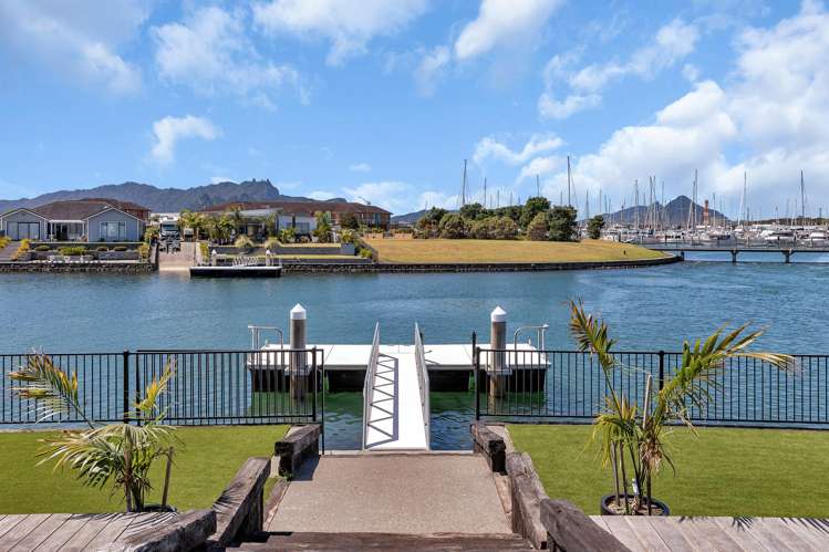 33 Waitemata Drive One Tree Point_12