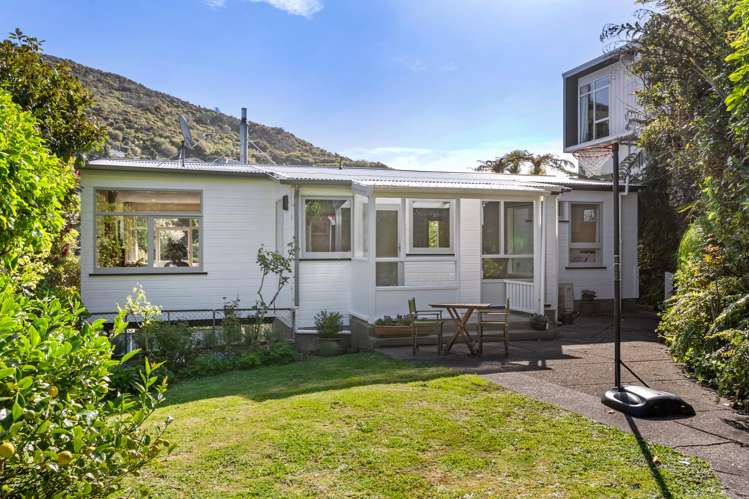 10 Bourbon Terrace Karori_22