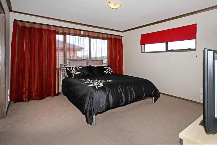 30 Seamount Drive Red Beach_19