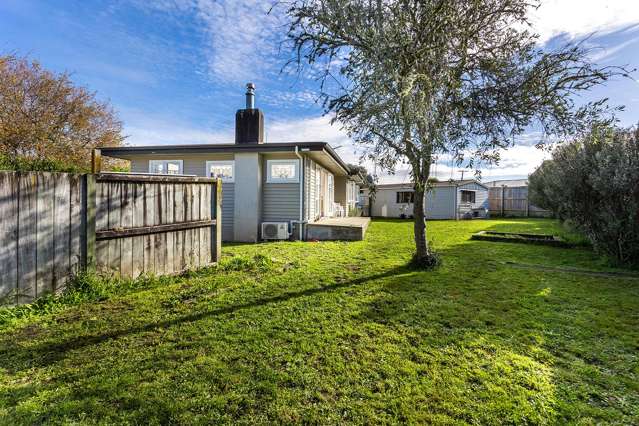 25/25A Gibson Road Dinsdale_4