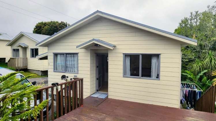 26C Sunnyfield Crescent_0