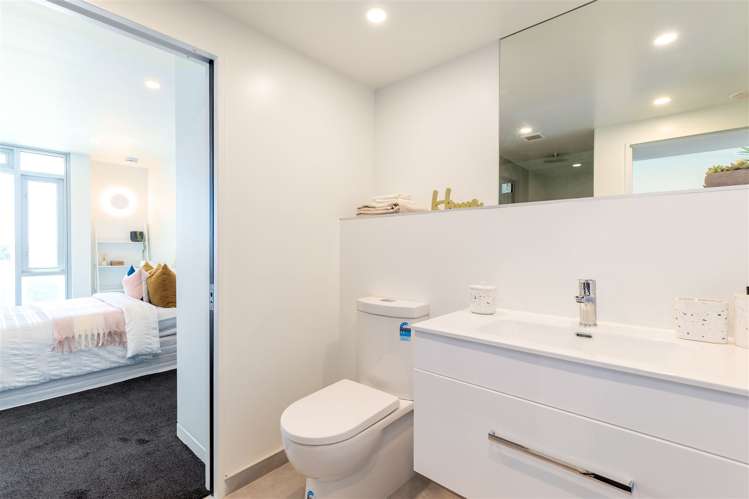 10/272 Marine Parade New Brighton_11