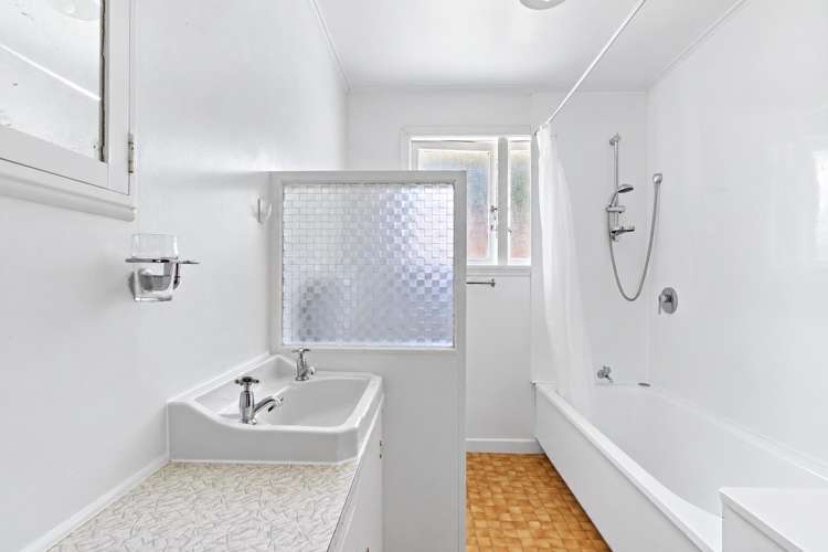50 Hatea Drive Regent_12