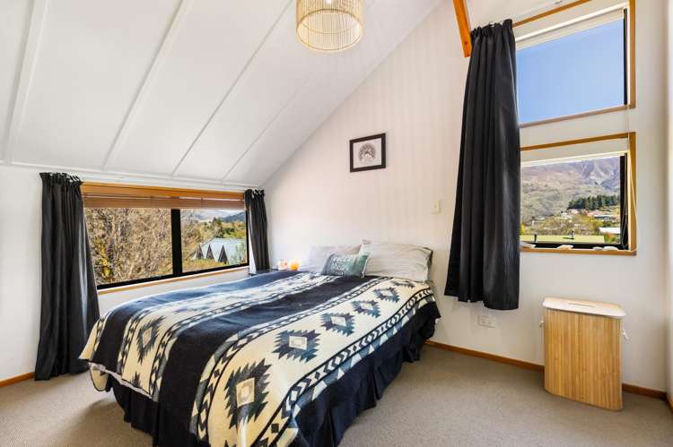 16A Mount Iron Drive Wanaka_10