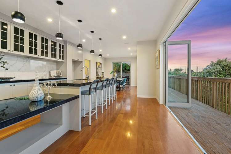 24 Remuremu Street Long Bay_9