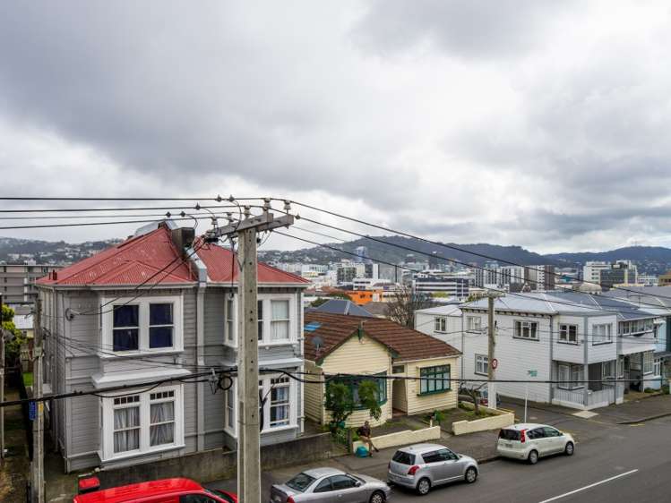 204/131 Brougham Street Mount Victoria_12