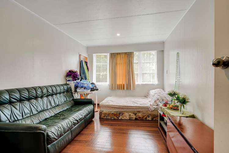 25 & 25A Paul Crescent Fairfield_5