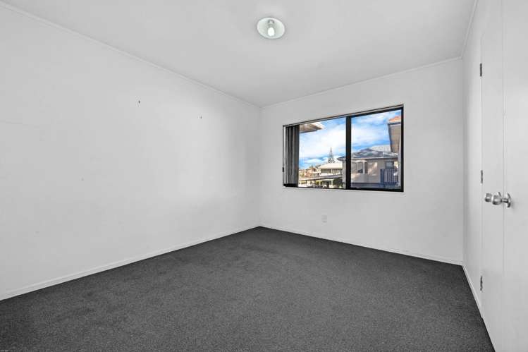 172A White Swan Road Mt Roskill_15