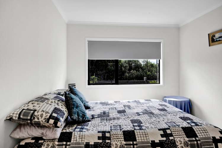 120 Pohutukawa Place Waiwhakaiho_9