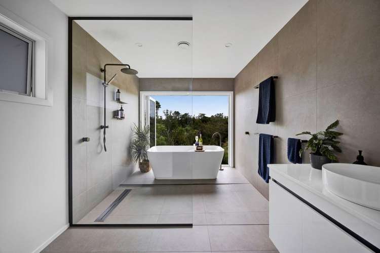 423 Cardiff Road Pembroke_25