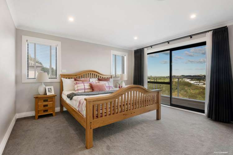 8 Ascension Crescent Orewa_12