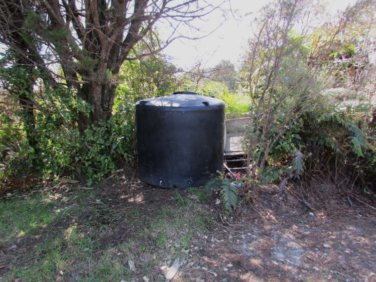 1712 State Highway 7 Moana / Lake Brunner_16