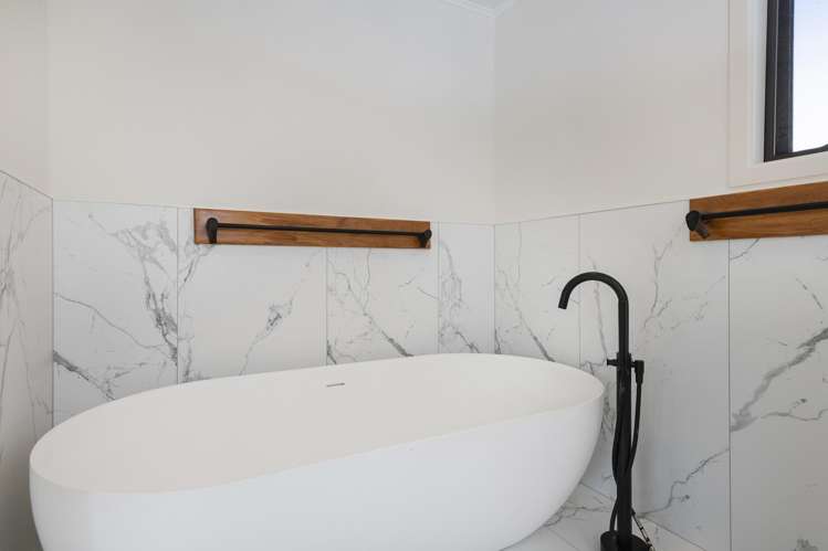 108 Waiotu Road Tokomaru Bay_24